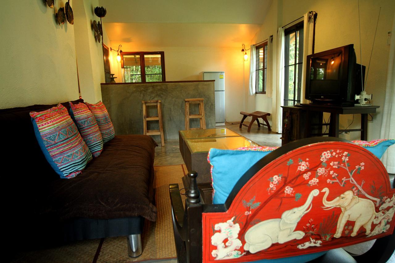 Jasmine Hills Lodge Doi Saket Екстериор снимка